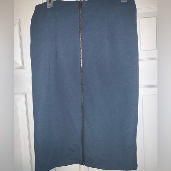 Philosophy Pencil Skirt - Picture 2 of 4